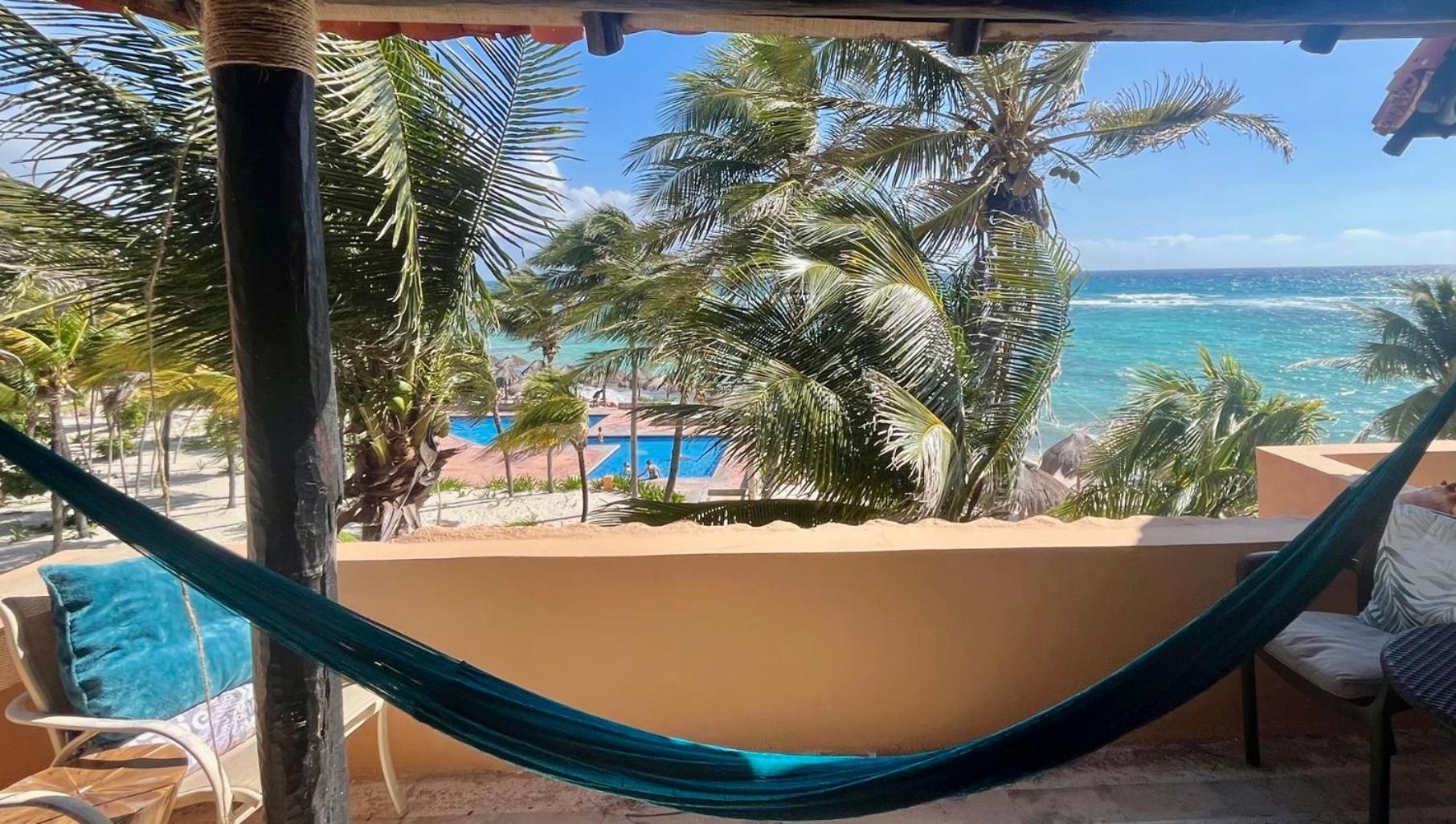 Beachfront Hammock Heaven Акумаль Экстерьер фото