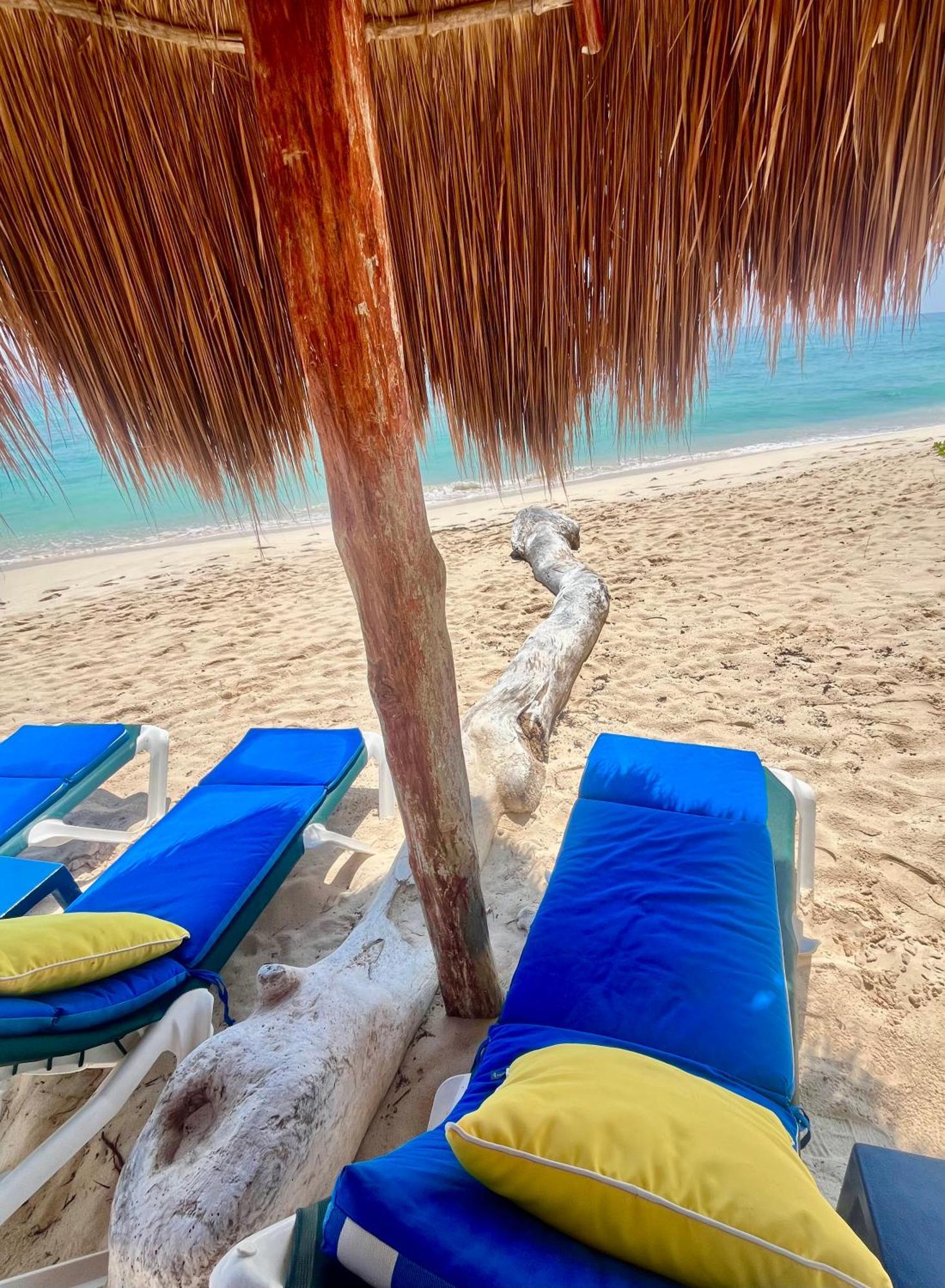 Beachfront Hammock Heaven Акумаль Экстерьер фото